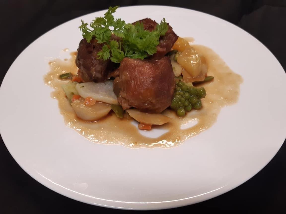 Logis Hotel Bellevue Restaurant La Pomme D'Or Coucy-le-Chateau-Auffrique Luaran gambar