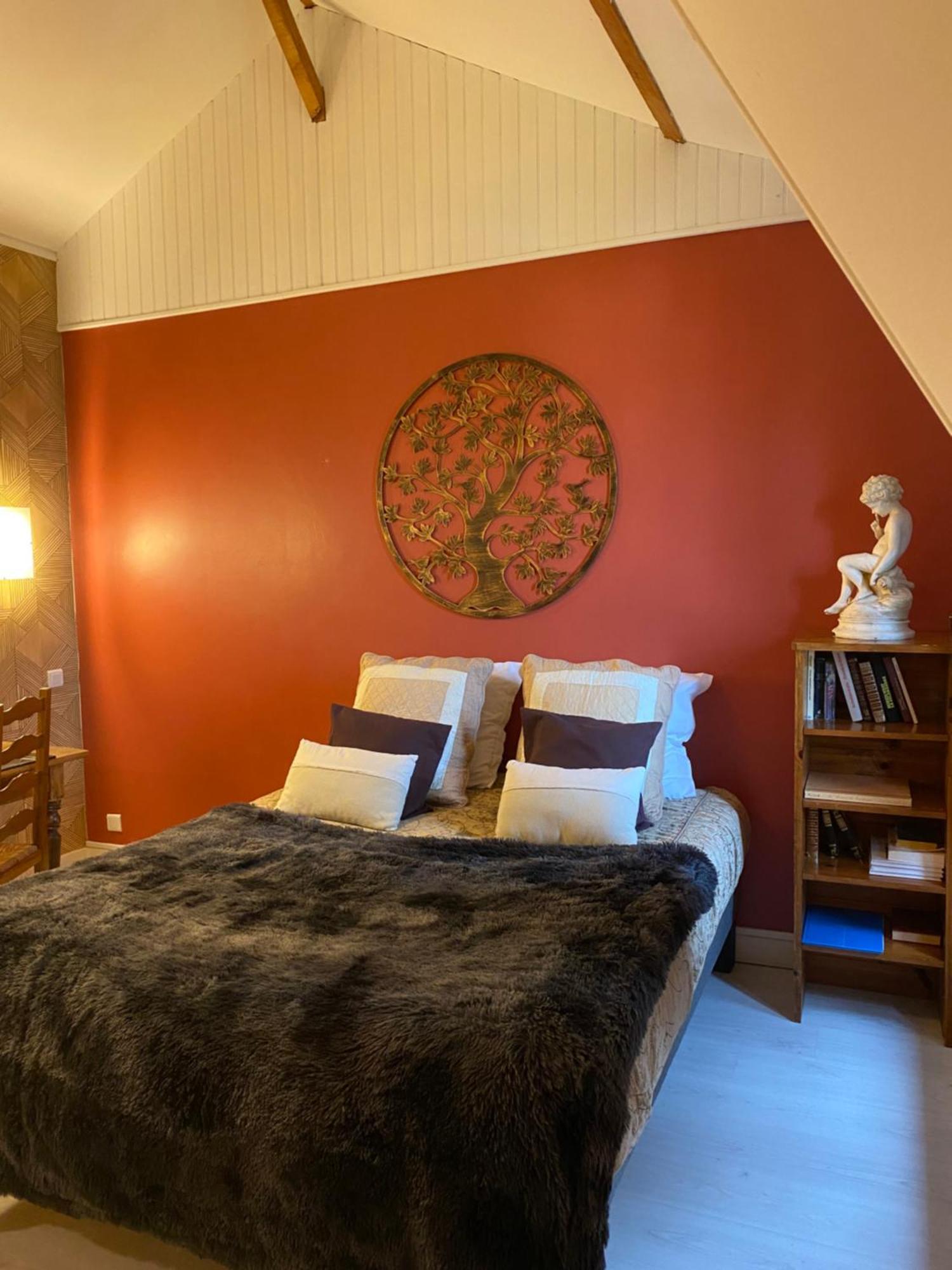 Logis Hotel Bellevue Restaurant La Pomme D'Or Coucy-le-Chateau-Auffrique Luaran gambar
